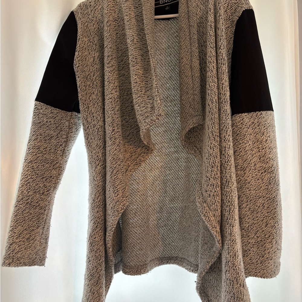 Women's Gray and Black Open Front Sweater